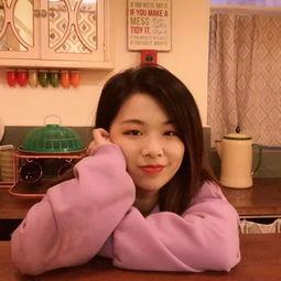 爱豆吃瓜娱乐酱同款,跟随爱豆的脚步,探寻娱乐圈的瓜田秘境